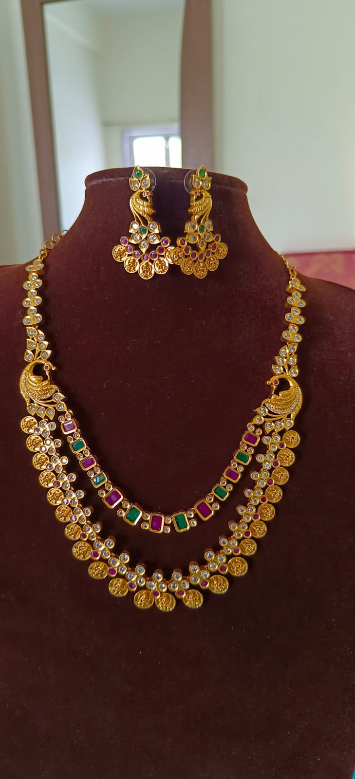 Peacock kampstone neckpiece