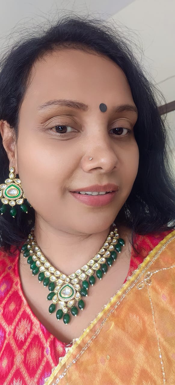 Kundan Emrald green neckpiece