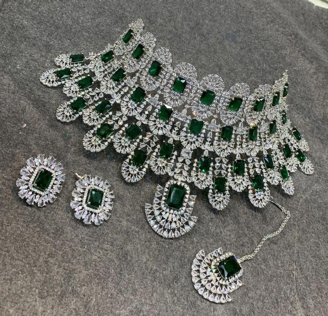 Ameican diamond neckpiece