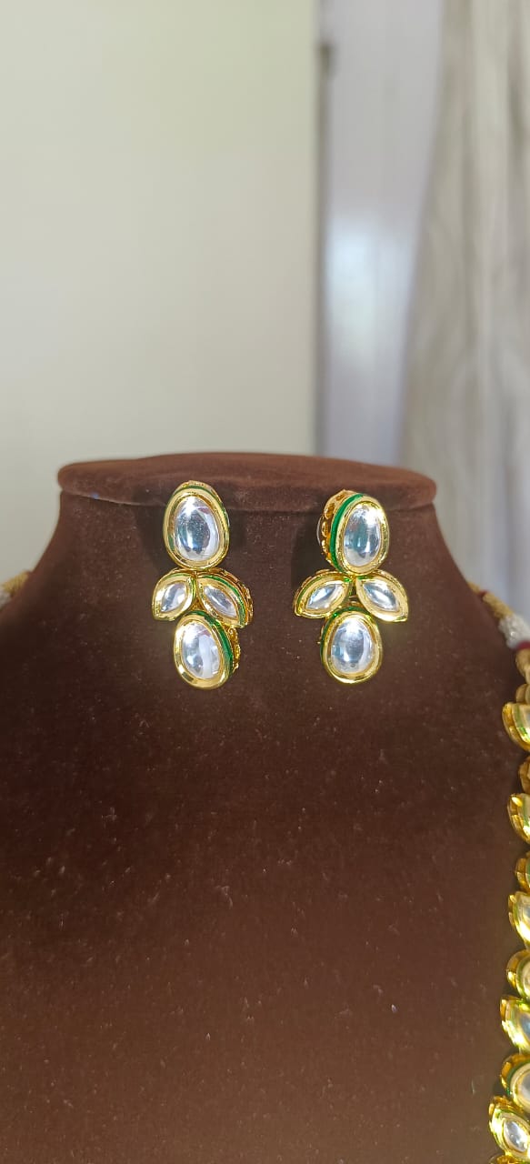 Kundan single line long haar
