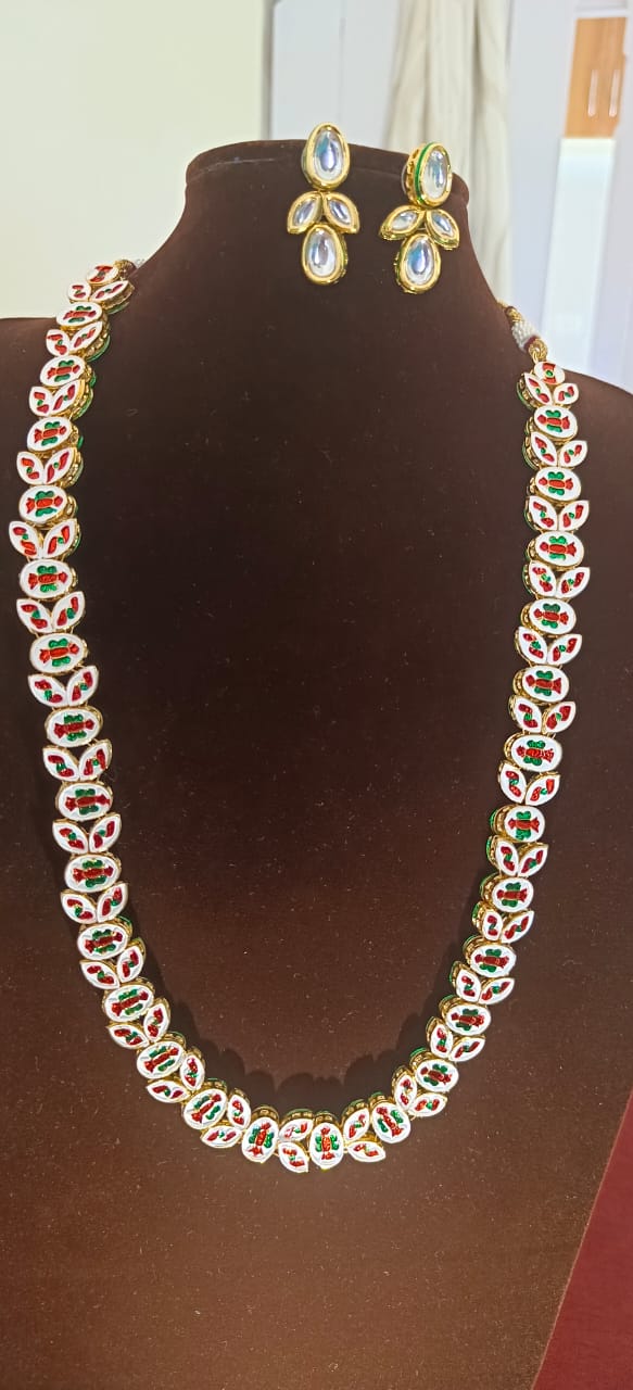 Kundan single line long haar