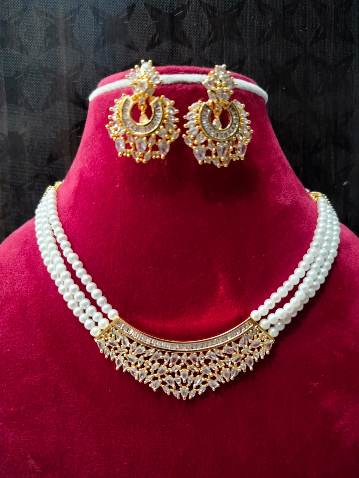 Crystal beads polki neckpiece