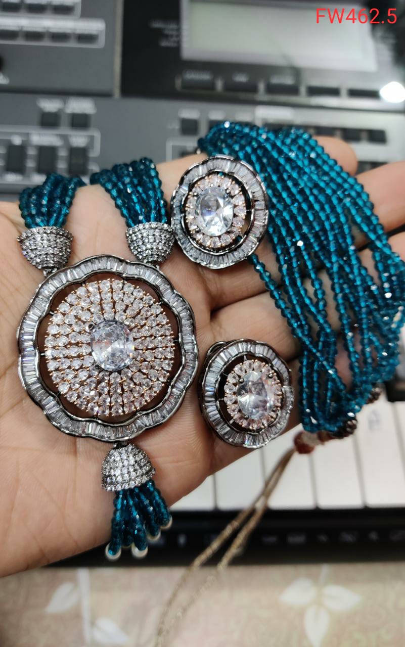 Victorian pandent set with Hydrobeads mala