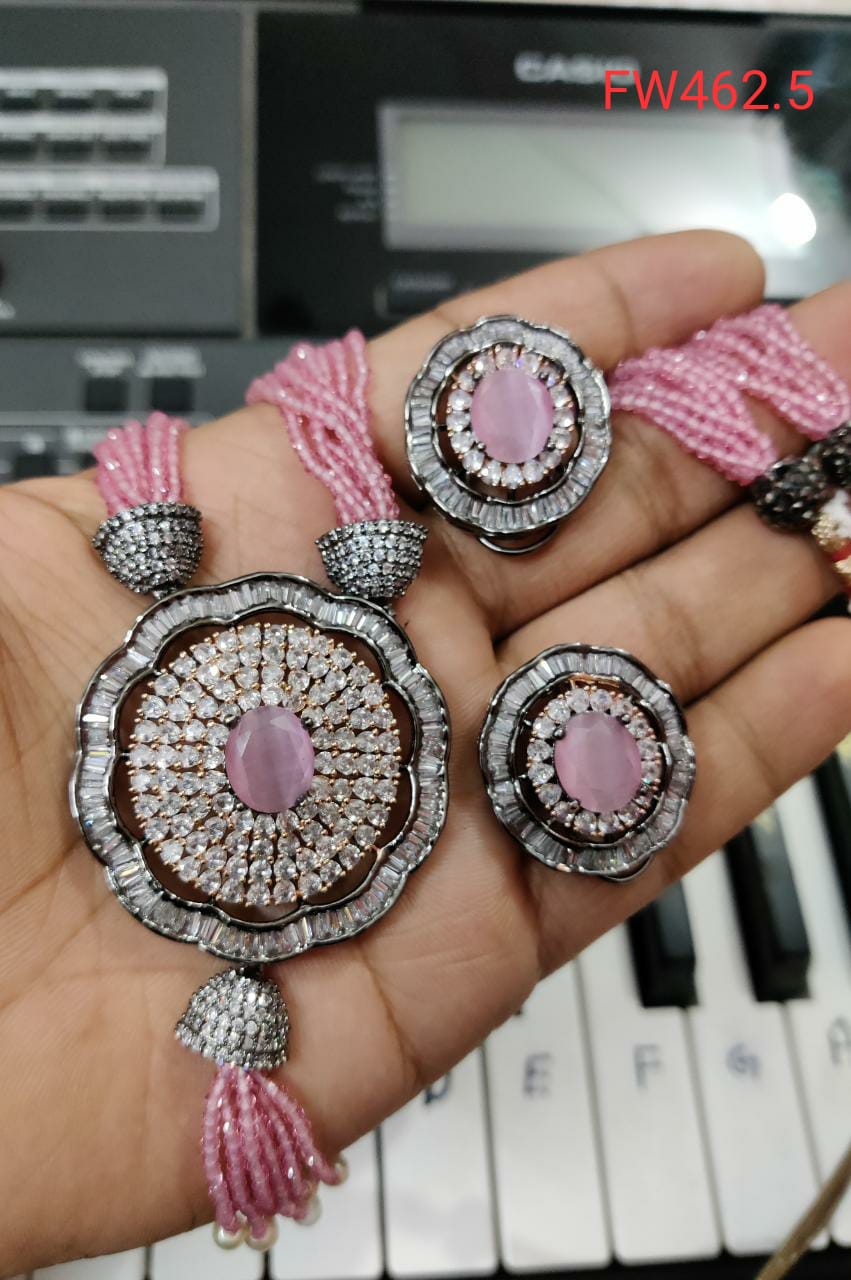 Victorian pandent set with Hydrobeads mala