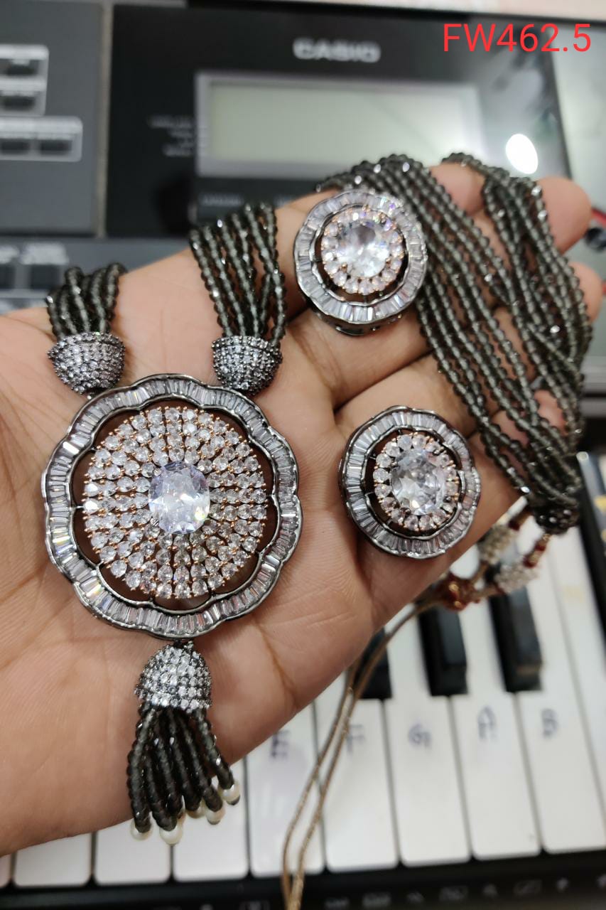 Victorian pandent set with Hydrobeads mala