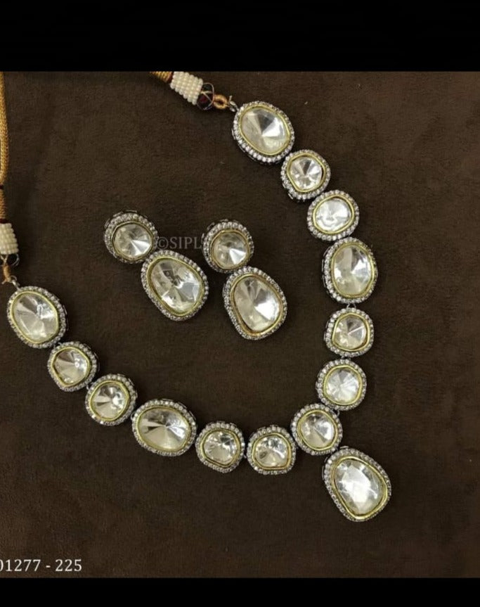 Kundan polki neckpiece