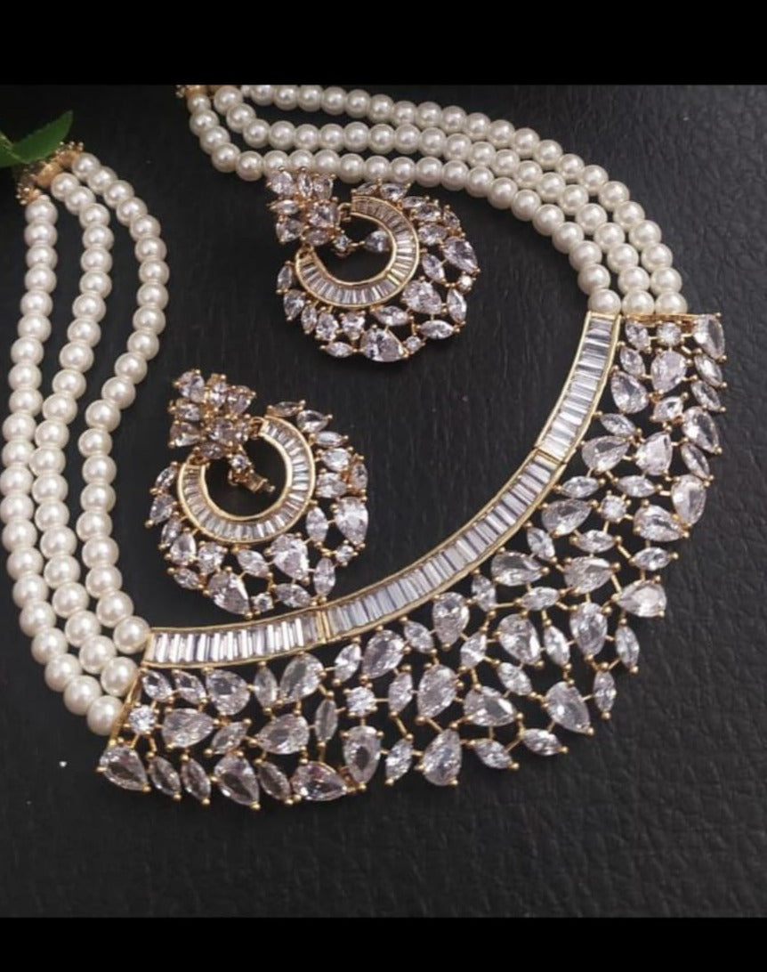 Crystal beads polki neckpiece
