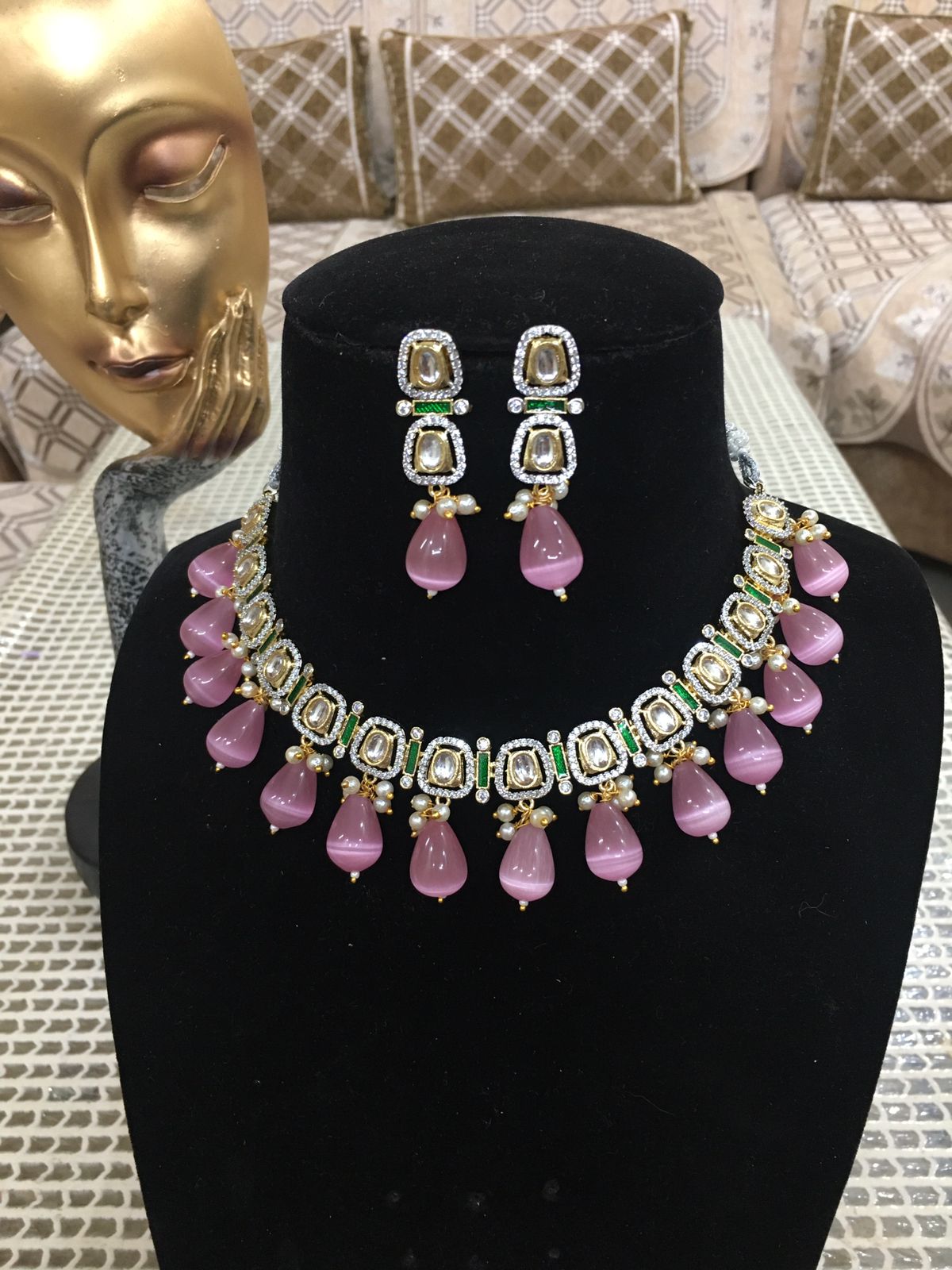Pink Monalisa kundan neckpiece