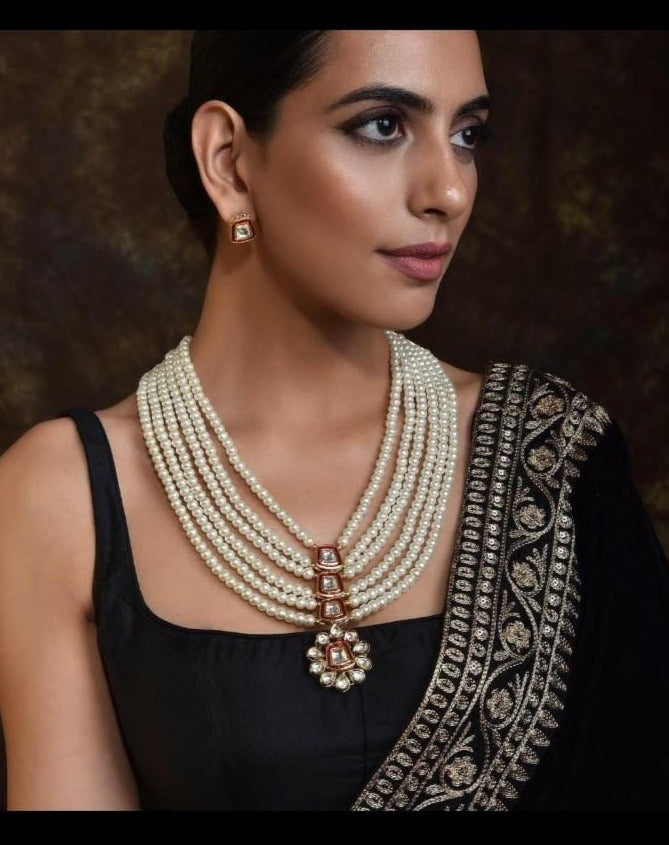 Multilayered kundan pearl neckpiece