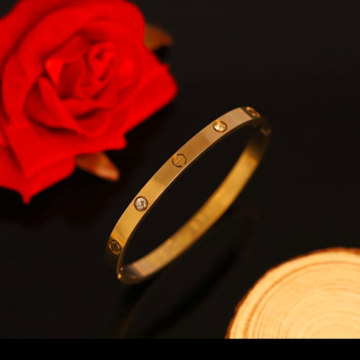 Classic Stone studded Rosegold bracelet