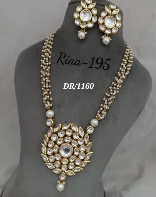 Kundan pandent mala set