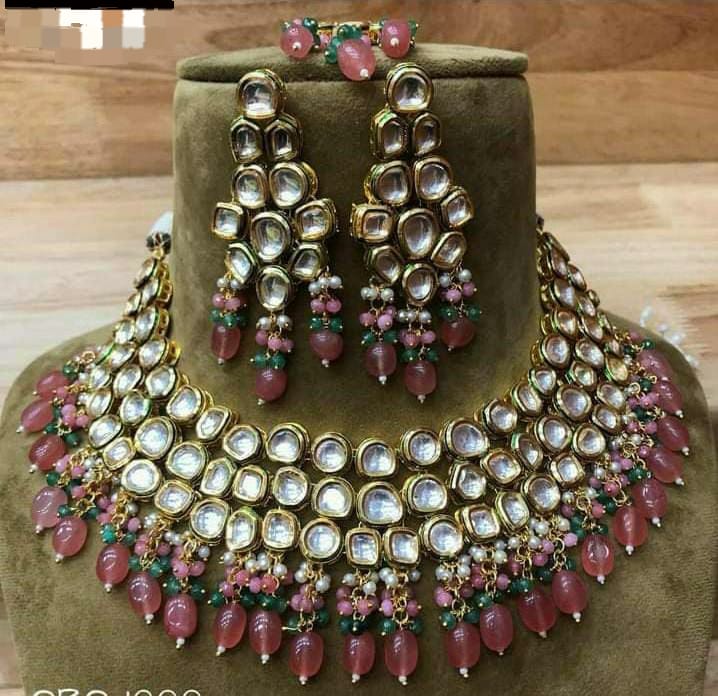 Kundan semi bridal heavy set