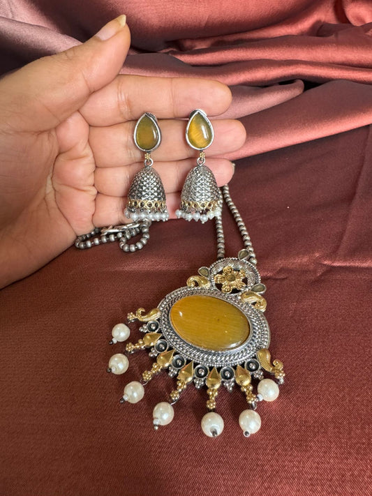 Noor-E- Dual Chain Pandent Set