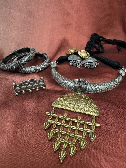 Rajwada Dual Tone Hasli neckpiece Combo