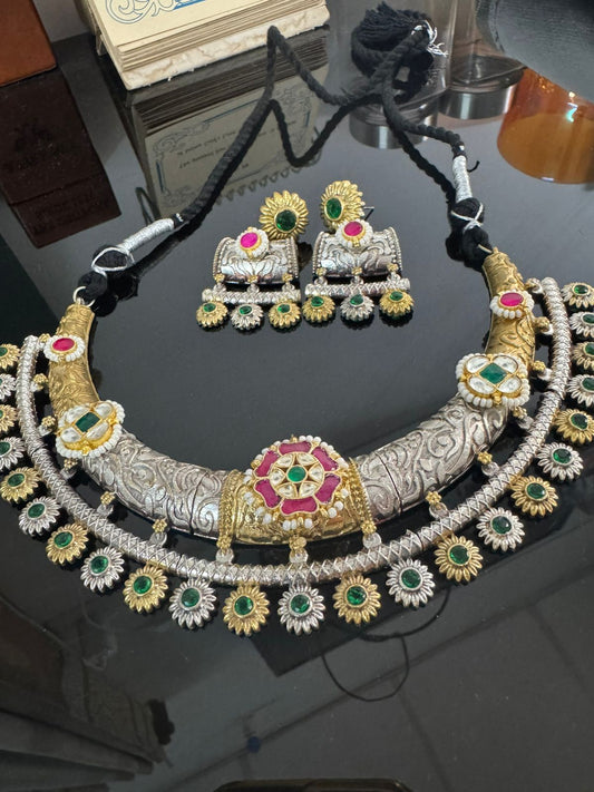 Silver Sunheri Hasli neckpiece